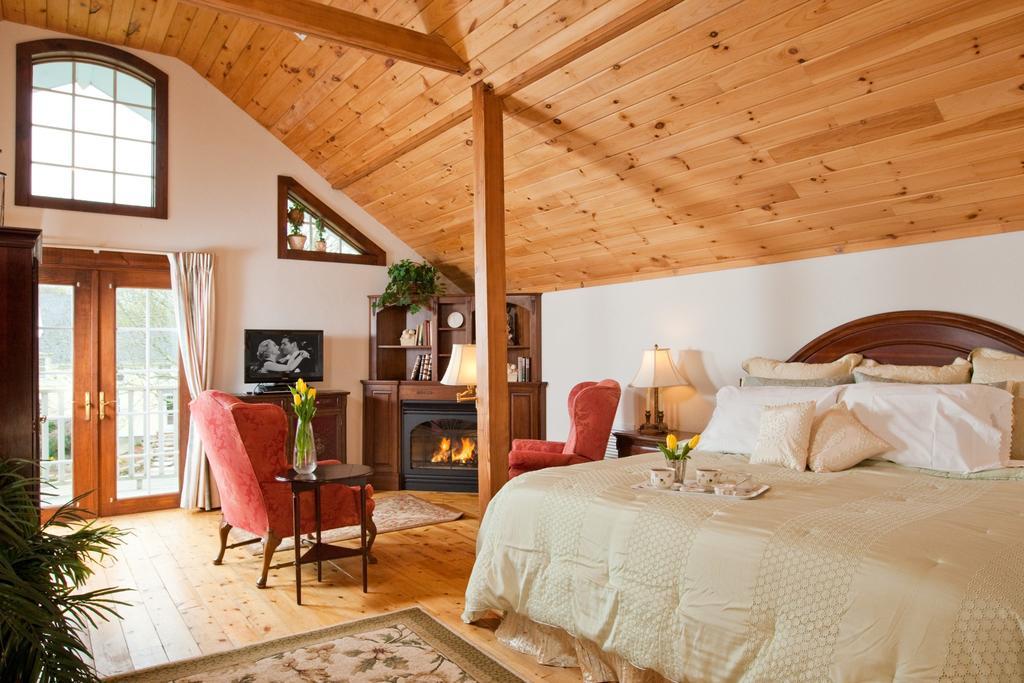 Stonecroft Country Inn Лед'ярд-Сентер Номер фото
